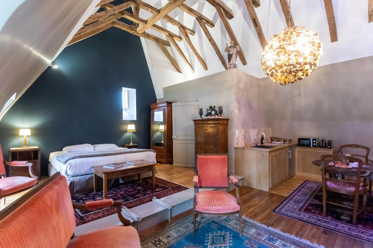 בורז'ה L' Hotel De Panette, Entree Renaissance Cathedrale מראה חיצוני תמונה