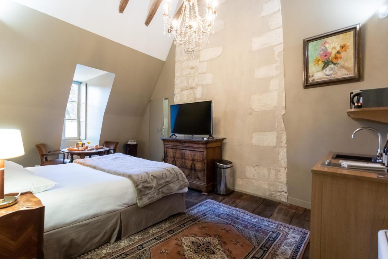 בורז'ה L' Hotel De Panette, Entree Renaissance Cathedrale מראה חיצוני תמונה