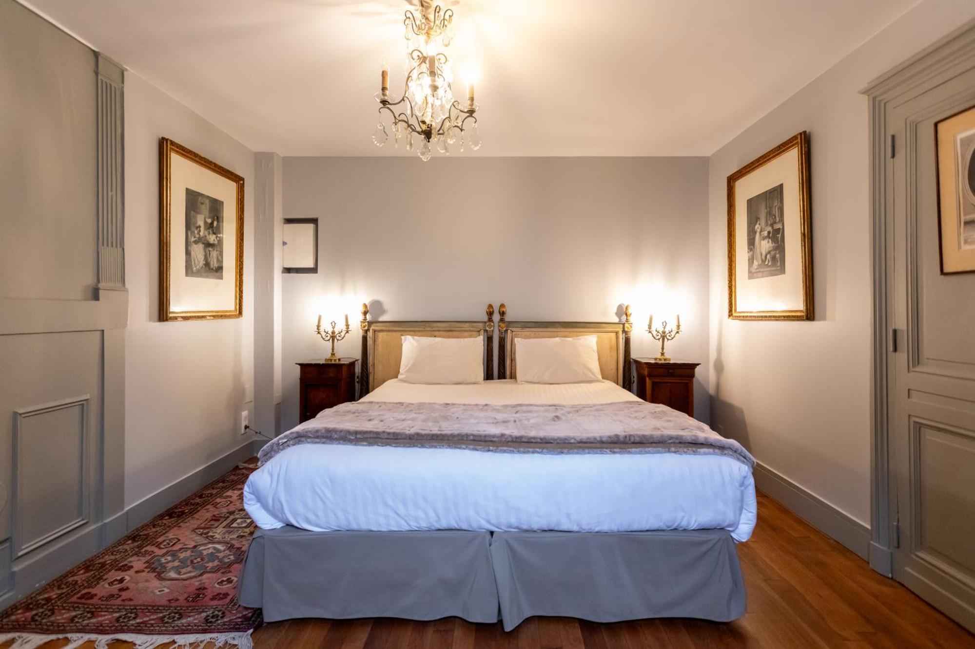 בורז'ה L' Hotel De Panette, Entree Renaissance Cathedrale מראה חיצוני תמונה